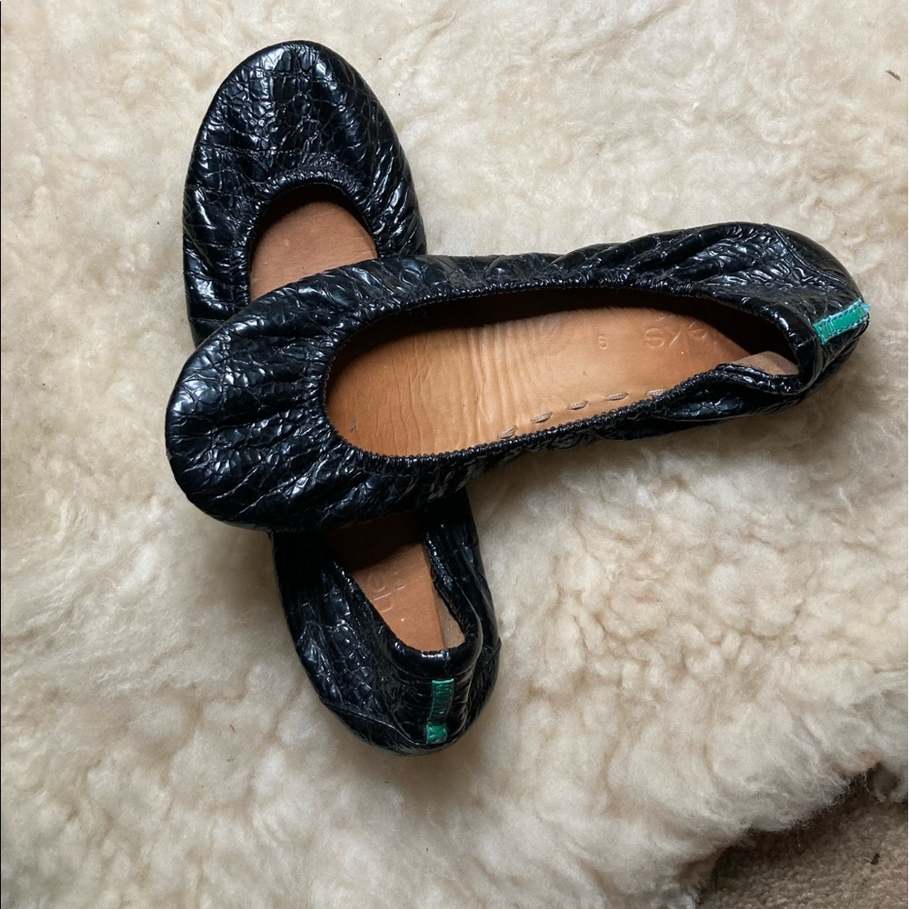 Tieks Black Patent Crinkle Ballet Flats 9